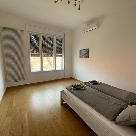 City Center 1, Cozy 2Br In The City Center! Budapest Ngoại thất bức ảnh