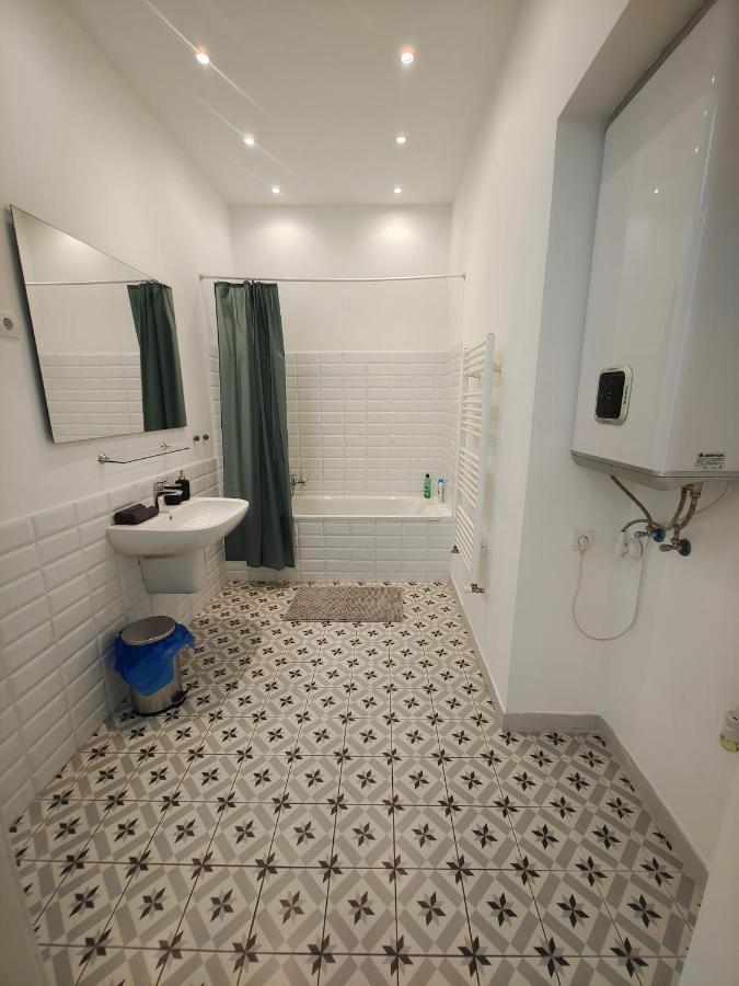 City Center 1, Cozy 2Br In The City Center! Budapest Ngoại thất bức ảnh