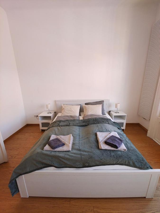 City Center 1, Cozy 2Br In The City Center! Budapest Ngoại thất bức ảnh