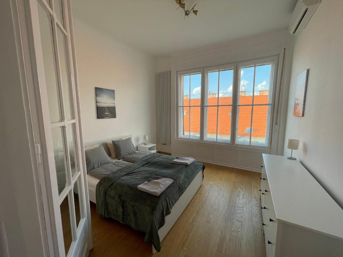 City Center 1, Cozy 2Br In The City Center! Budapest Ngoại thất bức ảnh