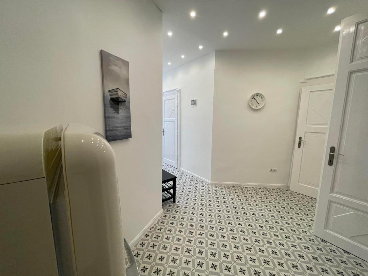 City Center 1, Cozy 2Br In The City Center! Budapest Ngoại thất bức ảnh