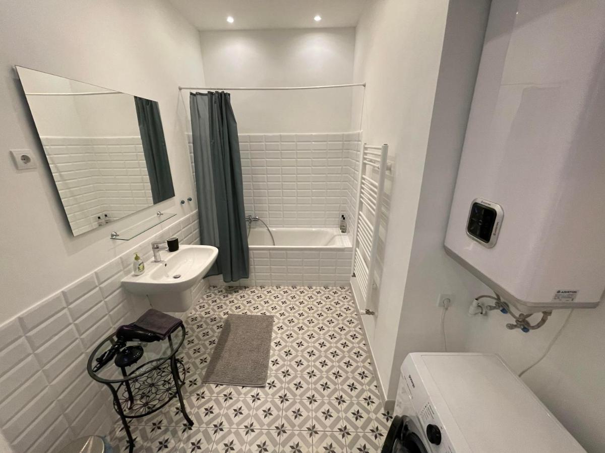 City Center 1, Cozy 2Br In The City Center! Budapest Ngoại thất bức ảnh