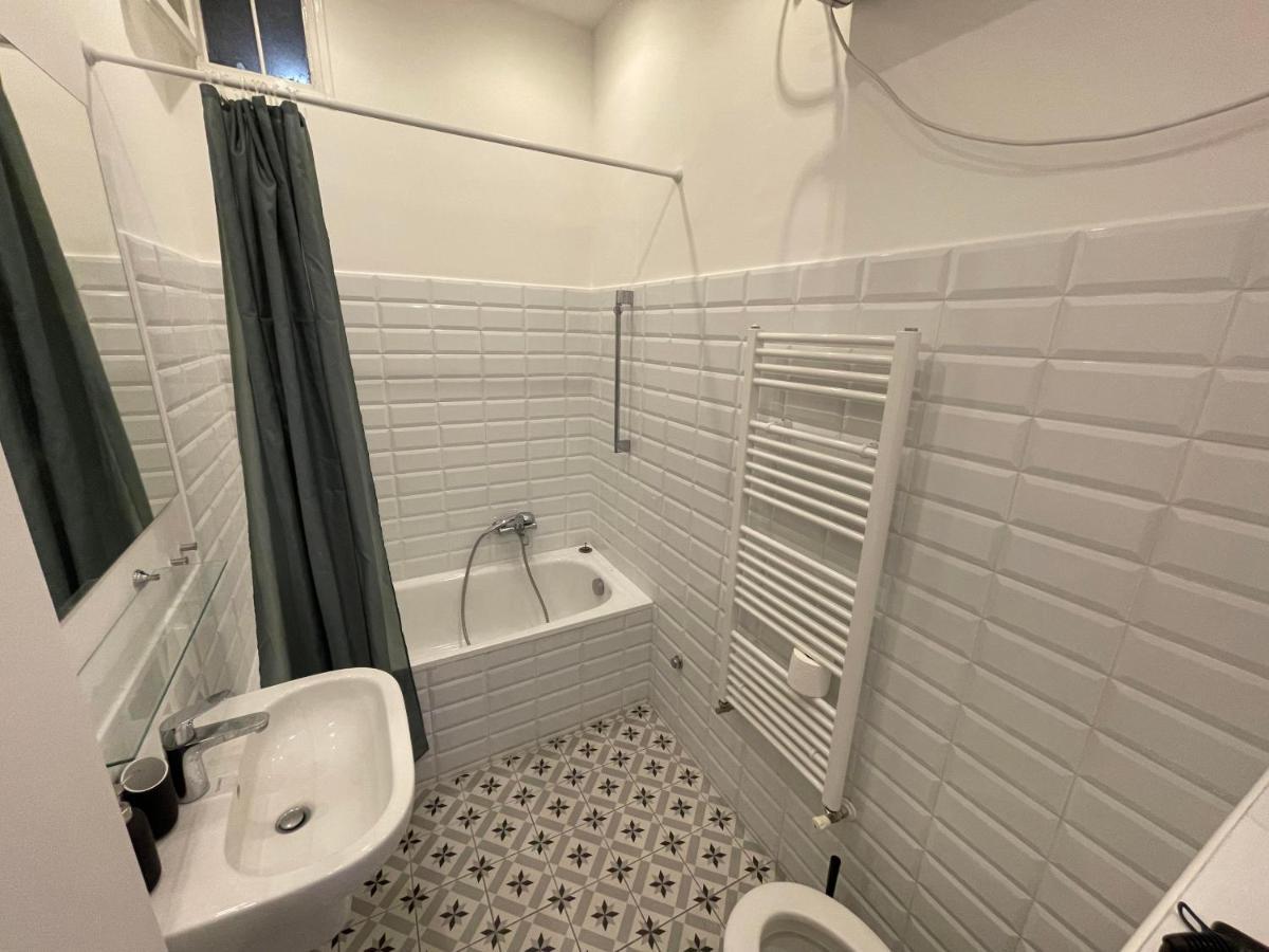 City Center 1, Cozy 2Br In The City Center! Budapest Ngoại thất bức ảnh